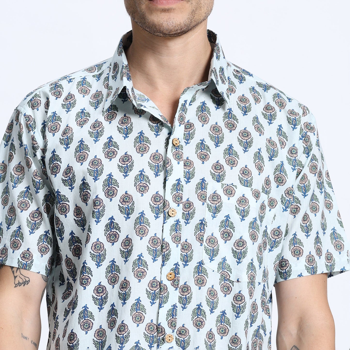 Men's White and Blue Floral Print Casual Shirt