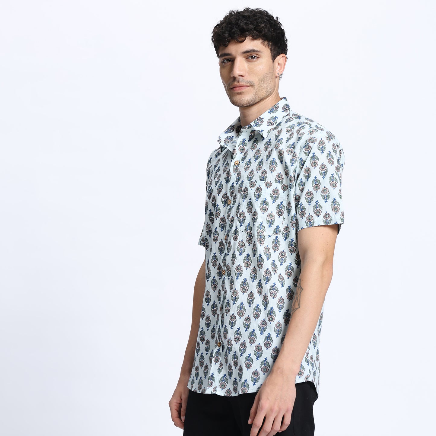 Men's White and Blue Floral Print Casual Shirt