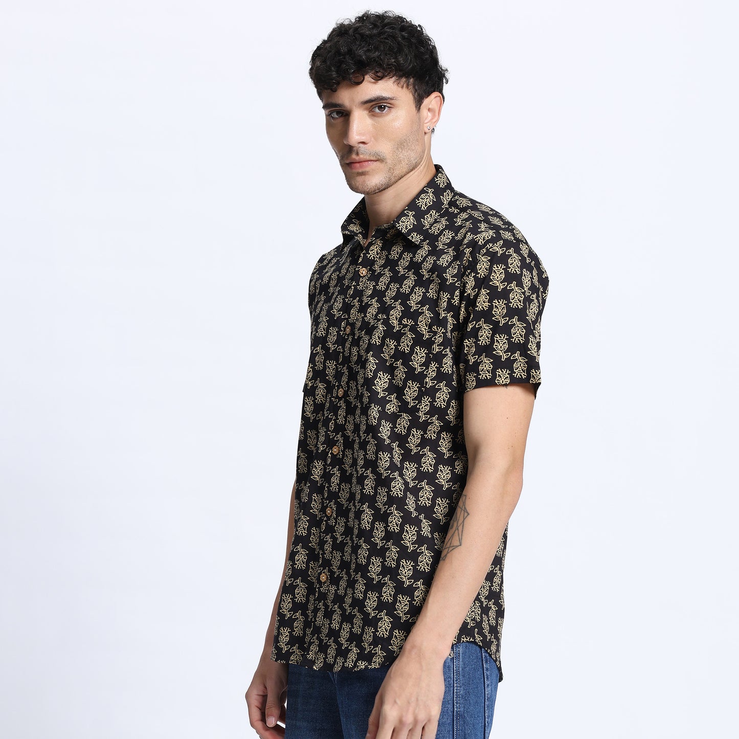 Men's Black and Gold Leaf Print Casual Shirt