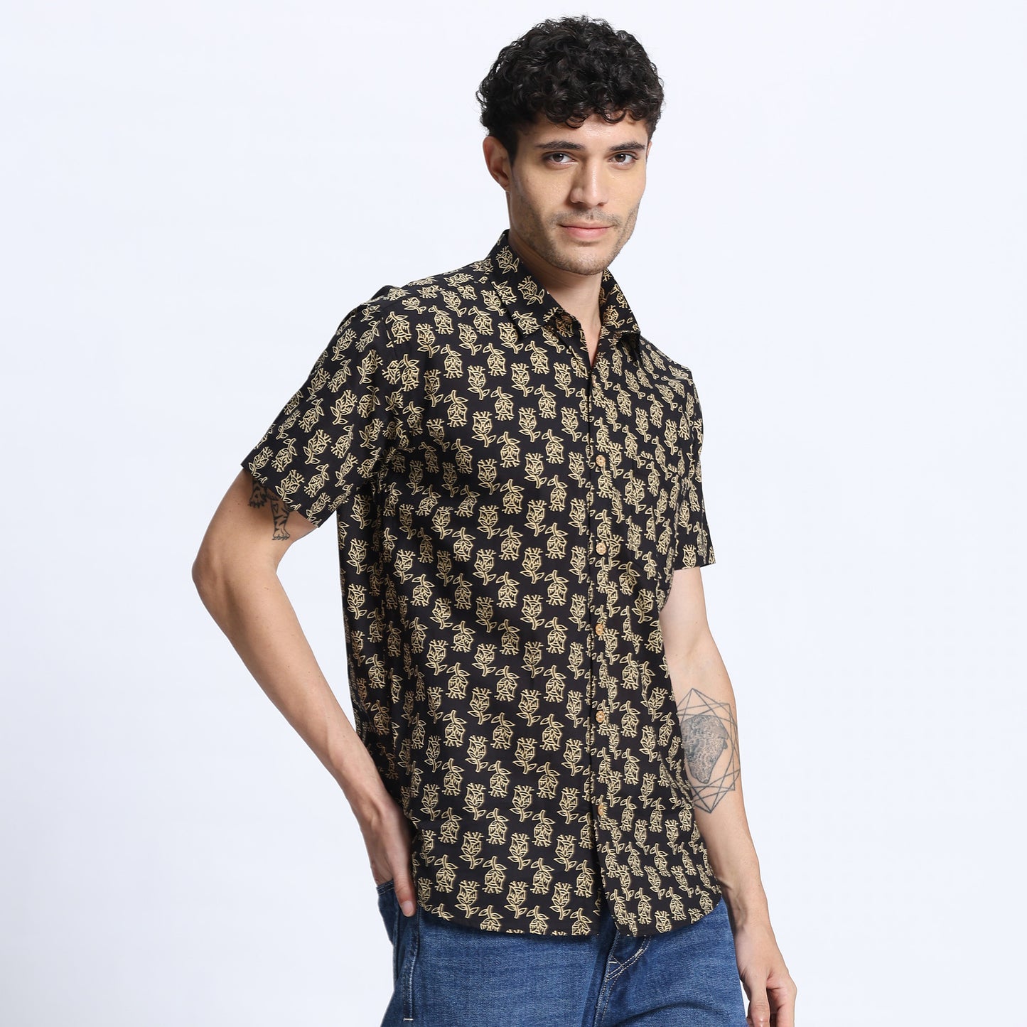 Men's Black and Gold Leaf Print Casual Shirt