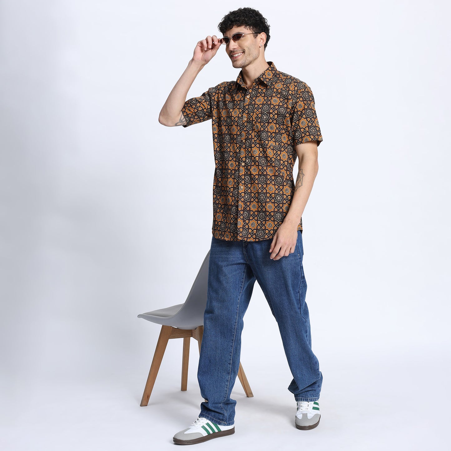 Men's Brown Geometric Print Casual Shirt